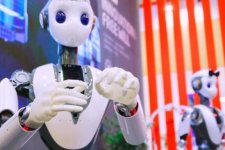 Tin Úc: Bước tiến lớn giúp robot thế hệ mới di chuyển tránh va chạm vào người