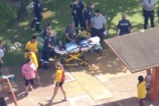 NSW: Bé gái 4 tuổi suýt chết đuối ở hồ bơi