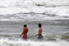 NSW: Cha chết đuối khi cố cứu con gái khỏi những con sóng dữ