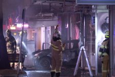 Altona: Điều tra vụ hỏa hoạn đáng ngờ tại một cửa hàng thuốc lá