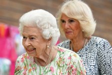 Nữ hoàng Anh muốn Camilla trở thành Vương hậu
