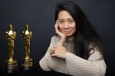 Chloé Zhao: Không sợ dòng phim siêu anh hùng làm mình "mất chất"