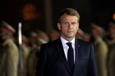 Cách tiếp cận 'song sinh' với Nga và Ukraine của tổng thống Pháp