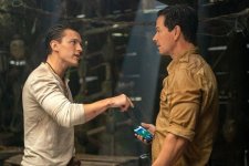 Tom Holland nhân đôi niềm vui chiến thắng