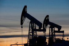Hạn chế của việc áp trần giá dầu Nga