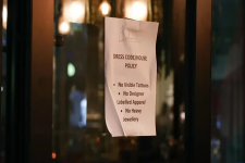Sydney: Nhà hàng Trung Đông cấm khách có hình xăm