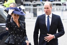 Biểu tượng thời trang của Hoàng gia Anh Kate Middleton sử dụng tuyệt chiêu