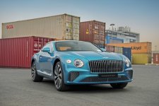 Mãn nhãn với chiếc Bentley Continental GT Azure V8 2024 vừa cập bến Việt Nam