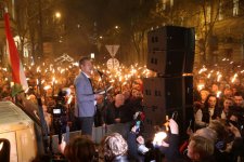 Biểu tình quy mô lớn đòi Thủ tướng từ chức tại Hungary