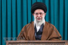 Ali Khamenei hối thúc chính quyền Ebrahim Raisi giải quyết những vấn đề của đất nước