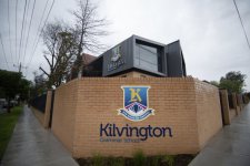 Giáo dục: Một ngôi trường ở Melbourne bị buộc tội liên quan đến ca tử vong của một nam sinh