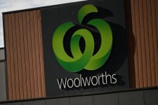 Victoria: Woolworths bị phạt 1.2 triệu đô la vì không trả tiền nghỉ phép cho nhân viên