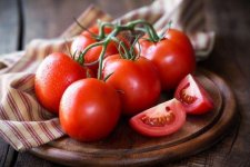 Chuyên gia giải đáp tường tận và cảnh báo những thực phẩm không nên kết hợp với cà chua