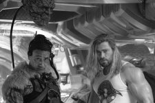 "Thor: Love and Thunder" chính thức đóng máy