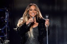Nữ ca sĩ Mariah Carey được vinh danh nhạc sĩ trẻ tài năng