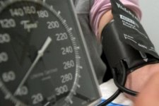 Tin Úc: Cao huyết áp làm tăng nguy cơ gây sa sút trí tuệ ở người lớn tuổi
