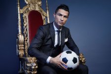 Phong cách thời trang yêu thích của Ronaldo, dễ thấy là năng động và cực đắt đỏ