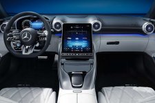 Mui trần Mercedes-AMG SL nhá hàng cabin đẳng cấp