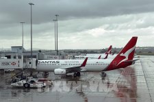 Qantas Airways điều chỉnh lịch bay tại sân bay ở London