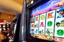 Victoria: Người dân bị tổn thất hơn 60 tỷ đô la vì các máy đánh bạc trong 30 năm qua