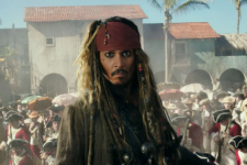 Johnny Depp quên quá khứ 'bị phản bội' bởi Disney