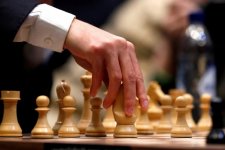 Trò chơi ô chữ, cờ vua giúp giảm nguy cơ mắc chứng mất trí nhớ ở người cao tuổi