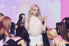 "Bông hồng lai" Jeon Somi lại gây sốt mạng xã hội sau màn giảm cân ngoạn mục, chuẩn như búp bê Barbie
