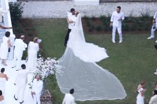 Jennifer Lopez và Ben Affleck tổ chức đám cưới ở dinh thự bên sông