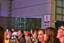 Dân tình xôn xao khi thấy hình ảnh Chi Pu và Jessica tại concert của Amber Liu