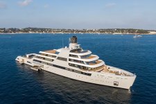 Có gì 'hot' trong chiếc siêu du thuyền trị giá 600 triệu USD của Roman Abramovic?