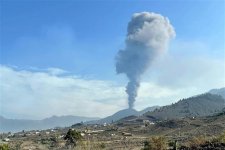 Tây Ban Nha ban bố tình trạng thảm họa khu vực đảo núi lửa