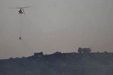 Trực thăng chữa cháy Thổ Nhĩ Kỳ rơi xuống hồ chứa nước