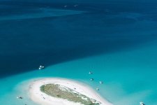 Một hòn đảo xinh đẹp ở vùng hẻo lánh Australia được so sánh với Maldives