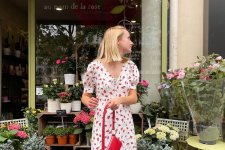 4 mẫu váy diện theo từng mùa vừa xinh tươi vừa lãng mạn do blogger người Pháp gợi ý