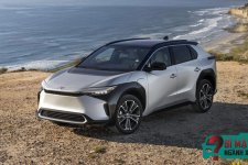 Toyota liên tục hứng chỉ trích vì hời hợt với xe điện