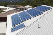 Tin Úc: Thu hồi khẩn cấp một số loại pin lưu trữ năng lượng mặt trời vì nguy cơ cháy nổ
