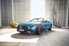 Bộ đôi Mercedes-AMG SL chính thức mở bán tại thị trường Việt Nam