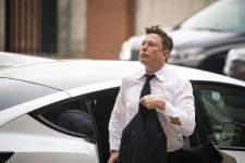 Tỷ phú thế giới mất tiền trong năm 2022: Elon Musk đứng hạng nhất