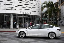 Tesla triệu hồi thêm 120.423 xe tại Mỹ