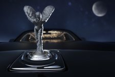 'Thiếu phụ bay' Spirit of Ecstasy trên Rolls-Royce chuẩn bị lên đời