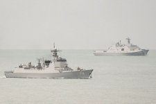 Trung Quốc tố ngược trinh sát cơ Úc quấy rối tàu chiến