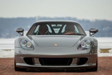 Đấu giá Porsche Carrera GT sang xịn mịn sau 18 năm tuổi