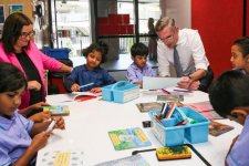 Giáo dục: Đa số giáo viên NSW mong muốn được tăng lương để tiếp tục công việc dạy học