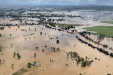 Lũ lụt đe dọa Sydney