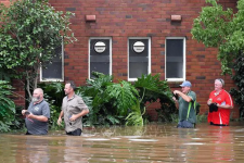 Chính phủ ban bố tình trạng khẩn cấp quốc gia để ứng phó với lũ lụt