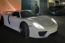 Hàng hiếm Porsche 918 Spyder của ông Đặng Lê Nguyên Vũ xuất hiện tại Hà Nội