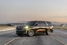 Đại gia chi gần 2 tỷ, độ bọc thép chống đạn cho Cadillac Escalade