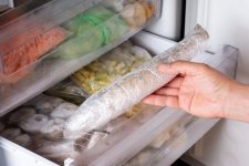 Những sai lầm khi bảo quản thực phẩm trong tủ đông làm tăng nguy cơ ngộ độc