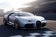 Choáng ngợp với Bugatti Chiron Super Sport - 'món đồ chơi' xa xỉ chỉ dành riêng cho giới nhà giàu