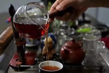 Ba thói quen khi thưởng thức biến trà thành độc dược